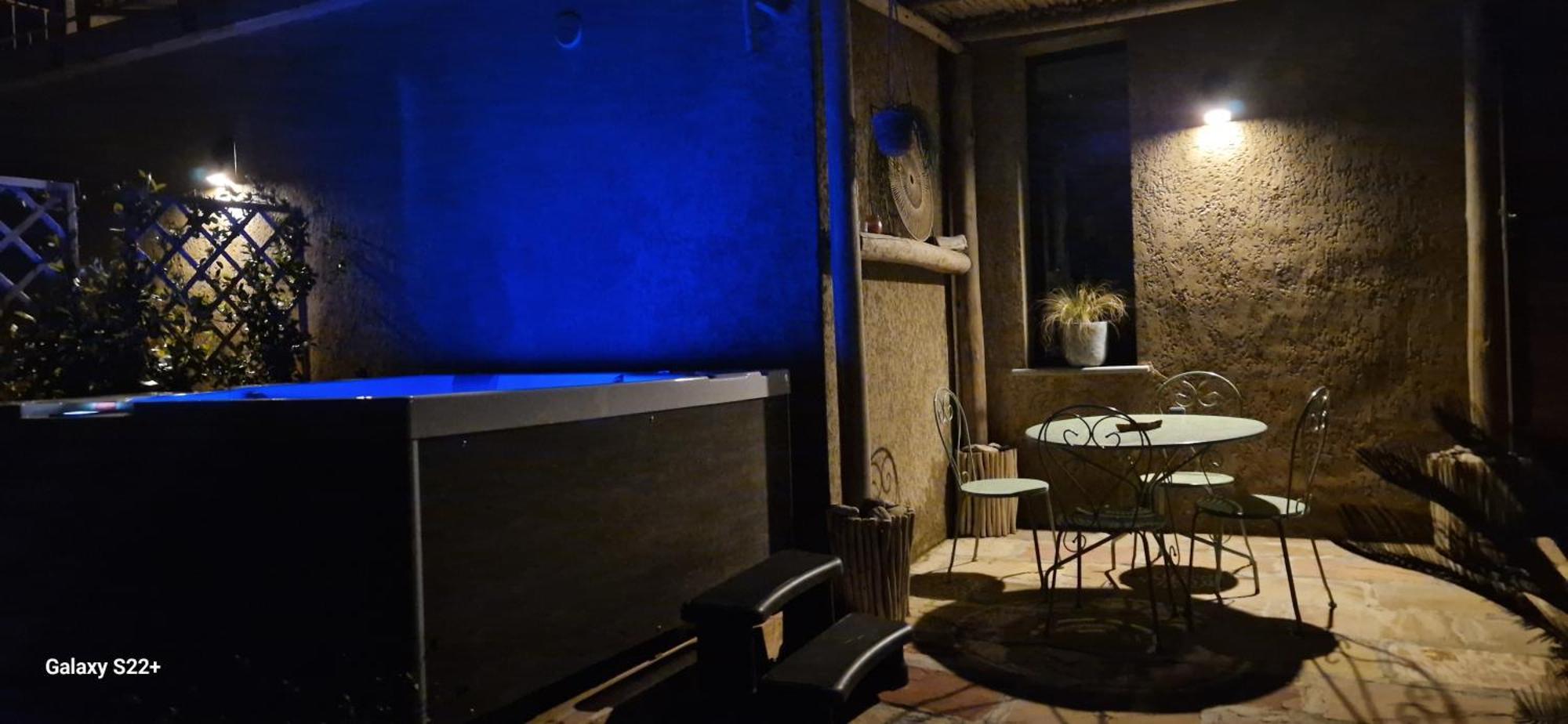 A Pasturella, Jacuzzi Holiday home *