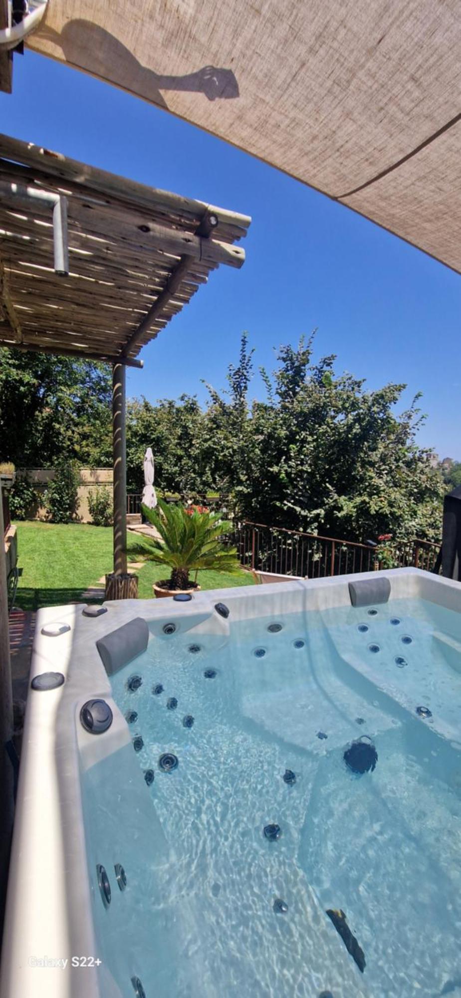 A Pasturella, Jacuzzi Holiday home *